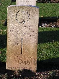 Bretteville Sur Laize Canadian War Cemetery - McGean, Michael J. J.