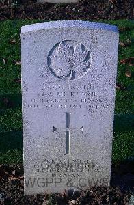 Bretteville Sur Laize Canadian War Cemetery - McKenzie, George Allan