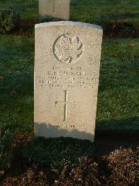 Bretteville Sur Laize Canadian War Cemetery - McDonald, Donald