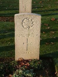 Bretteville Sur Laize Canadian War Cemetery - McIvor, Wilfred