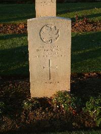 Bretteville Sur Laize Canadian War Cemetery - McKenzie, Douglas George