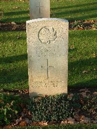 Bretteville Sur Laize Canadian War Cemetery - Moon, Clayton