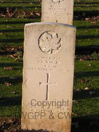 Bretteville Sur Laize Canadian War Cemetery - Moore, Arthur Frederick