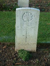 Bretteville Sur Laize Canadian War Cemetery - Nicol, William Logie