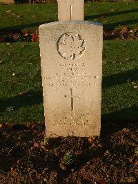 Bretteville Sur Laize Canadian War Cemetery - Olsen, Rolf