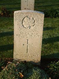 Bretteville Sur Laize Canadian War Cemetery - Papineau, Harold Wallace