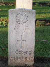 Bretteville Sur Laize Canadian War Cemetery - Paquette, Rene