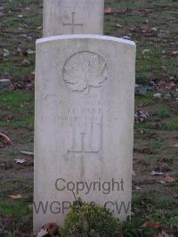 Bretteville Sur Laize Canadian War Cemetery - Pare, Jean E.