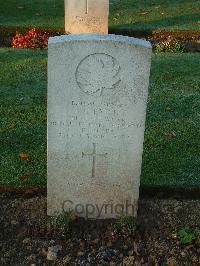 Bretteville Sur Laize Canadian War Cemetery - Patch, Ronald H.