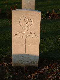 Bretteville Sur Laize Canadian War Cemetery - Pattinson, Frank Kenneth