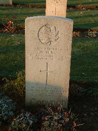 Bretteville Sur Laize Canadian War Cemetery - Piercy, James W.