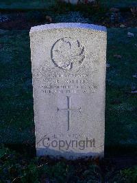 Bretteville Sur Laize Canadian War Cemetery - Potter, Joseph Robert