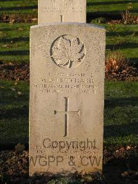 Bretteville Sur Laize Canadian War Cemetery - Pritchard, William D.