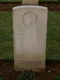 Bretteville Sur Laize Canadian War Cemetery - Reid, Everett W.