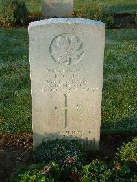 Bretteville Sur Laize Canadian War Cemetery - Riis, Kenneth R.