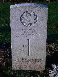 Bretteville Sur Laize Canadian War Cemetery - Riley, Lawrence Patrick