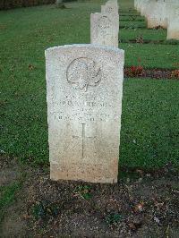 Bretteville Sur Laize Canadian War Cemetery - Robertson, Donald Buchanan Uqquhart