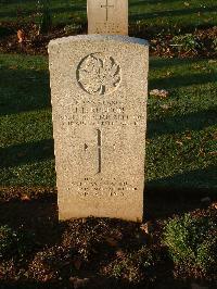 Bretteville Sur Laize Canadian War Cemetery - Robison, Frederick L.