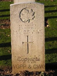 Bretteville Sur Laize Canadian War Cemetery - Rogers, Daniel Sydney