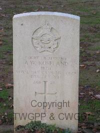 Bretteville Sur Laize Canadian War Cemetery - Roseland, Arnold Walter