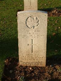 Bretteville Sur Laize Canadian War Cemetery - Ross, Albert K.