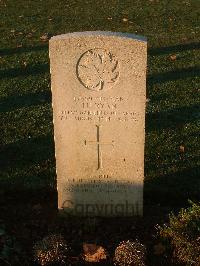 Bretteville Sur Laize Canadian War Cemetery - Ryan, James E.