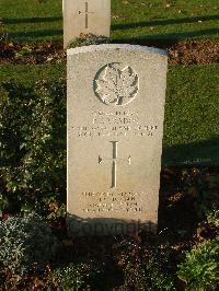 Bretteville Sur Laize Canadian War Cemetery - Sabados, Bertrum