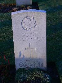 Bretteville Sur Laize Canadian War Cemetery - Savoie, Emery