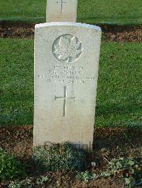 Bretteville Sur Laize Canadian War Cemetery - Schutte, Edmund R.