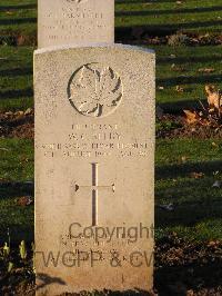 Bretteville Sur Laize Canadian War Cemetery - Selby, William Charles