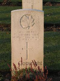 Bretteville Sur Laize Canadian War Cemetery - Silverthorne, Elmer G.