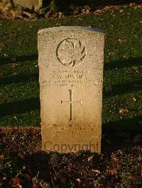 Bretteville Sur Laize Canadian War Cemetery - Summers, Kenneth William