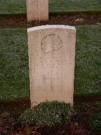 Bretteville Sur Laize Canadian War Cemetery - Thompson, Thomas Gaynor