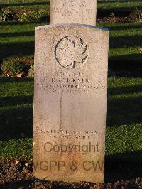 Bretteville Sur Laize Canadian War Cemetery - Tickner, Douglas Stewart