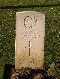 Bretteville Sur Laize Canadian War Cemetery - Traves, Albert A.