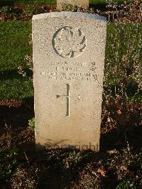 Bretteville Sur Laize Canadian War Cemetery - Vogel, Franz