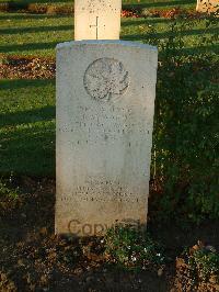 Bretteville Sur Laize Canadian War Cemetery - Ward, Russell M.