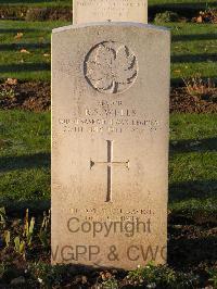 Bretteville Sur Laize Canadian War Cemetery - Wells, Robert Sladden