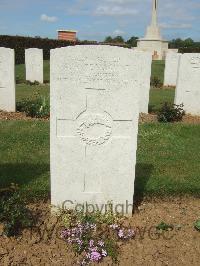 Longueval Road Cemetery - Beaumont, William Bellamy