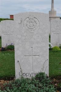 Longueval Road Cemetery - Broster, William Cropper