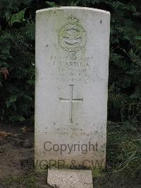 Marissel French National Cemetery - Arthur, Lewis John