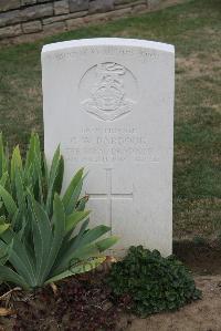 Noyon New British Cemetery - Barbour, George White