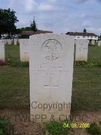 Ranville War Cemetery - Amond, Robert Charles