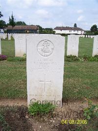 Ranville War Cemetery - Higginson, Peter Jerry