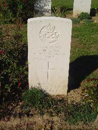 Ranville War Cemetery - Holland, Thomas