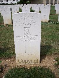 Ranville War Cemetery - Horton, Leslie Charles