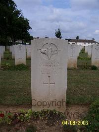 Ranville War Cemetery - Humphries, Arthur