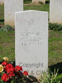 Ranville War Cemetery - Hus, Wilhelm