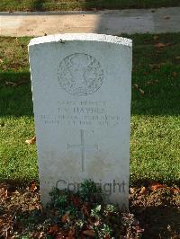 Ranville War Cemetery - Haynes, Leonard Victor