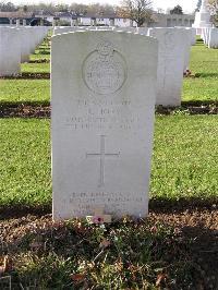 Ranville War Cemetery - Hoey, Robert